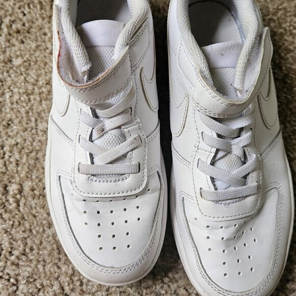 Nike Other - Nike sneakers kids 3Y